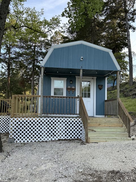FRONT OF CABIN