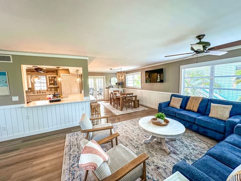 Spacious living room with two queen sofa beds 