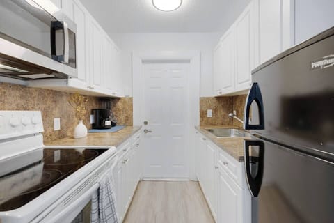 30e7548b-8311-4221-b117-3c02c448f2d2