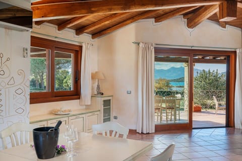 Dining Room, Scenic View