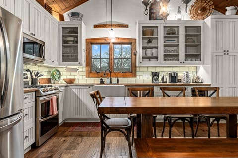 Reflecting traditional design elements and a sense of warmth.