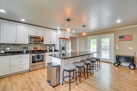 Kitchen | Bar Seating | 1st Level