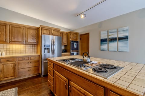 PhotoJan062024,31405AM