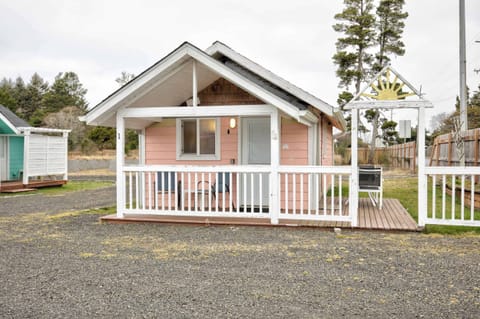 Charming 1-bedroom, 1-bath cottage — the perfect cozy retreat.