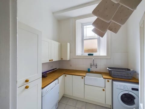 Ca7e891c a3ee 4378 8f80 03e3c8b6288a