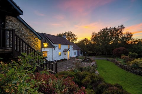 At the end of a perfect day... beautiful colours at dusk