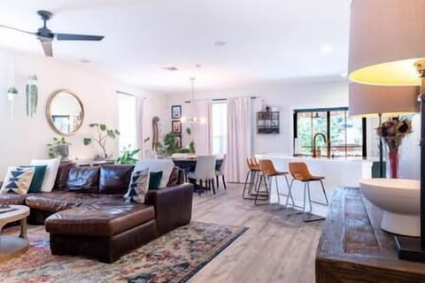 Df4a8256 a792 4164 b7aa e8bba3e3b030