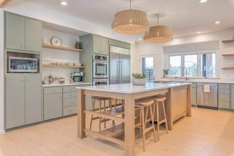 Inside these cabinets are all the tools & coffee needs, you need for a visit! 