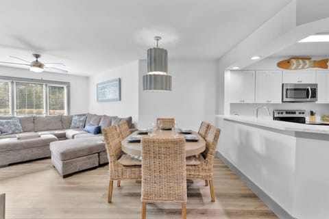 Dining table featuring 6 chairs