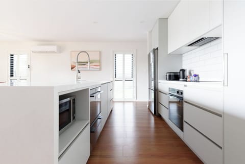 Fully-appointed kitchen