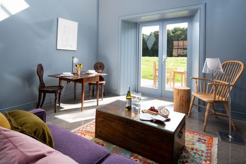 Papple Steading - Shepherd's Bothy - with French doors leading out to the terrace