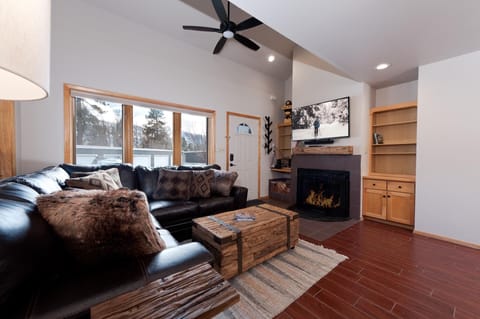 Main Living Space (TV w/cable and wood burning fireplace)