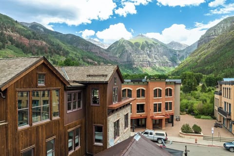 Pine Street Penthouse by Curate Telluride