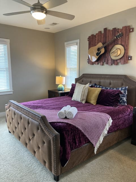 Primary bedroom - with attached office/makeup area and ensuite full bathroom