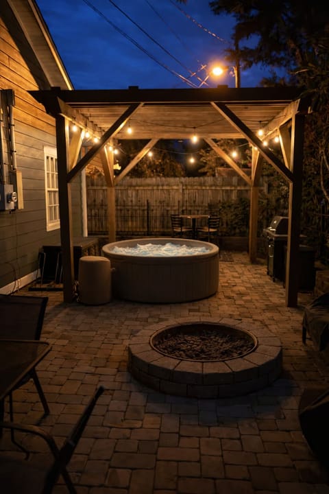 End your day in comfort at Madison Manor