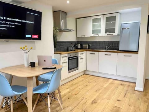 e0716e31-27a1-4187-b83e-bd46a4997db5