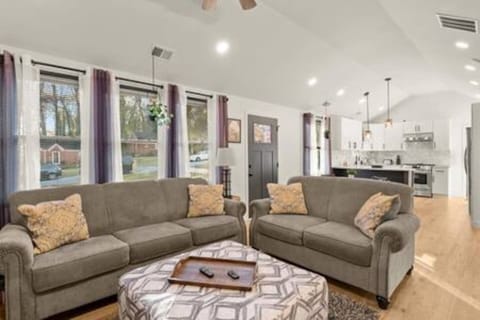 283be6ed 8900 47ae a86e c4a5f513da6a