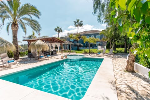 Holiday villa with pool in Coín ideal for summer holidays in Málaga