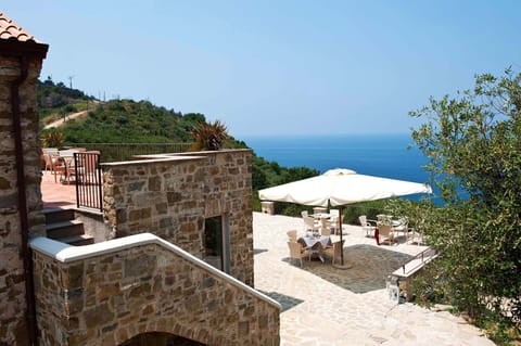 Autumn, Balcony / Terrace / Patio, Building Exterior, Outdoor, Scenic View, Spring, Summer