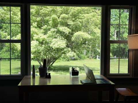 reading nook - 1st floor 