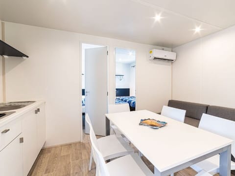 Water, Sky, Property, Swimming Pool, Azure, Cloud, Seaside Resort, Outdoor Furniture, Plant, Tree