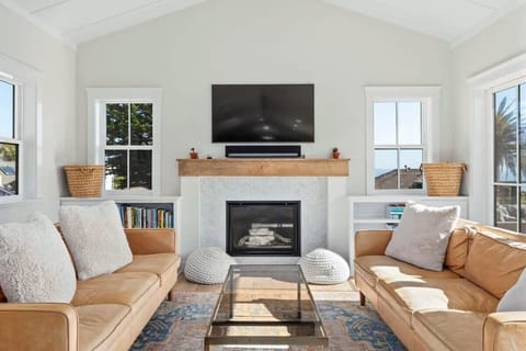 Living Room - Upstairs