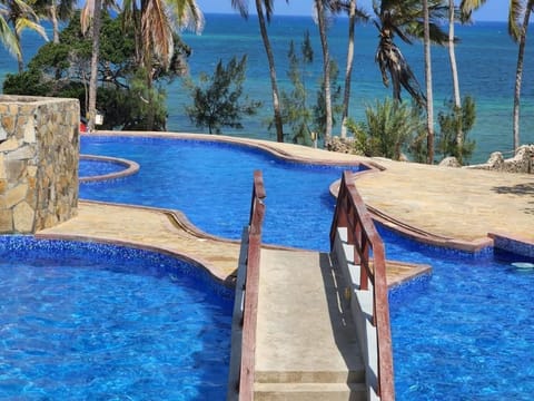 Swimming pool with a view of the Indian Ocean