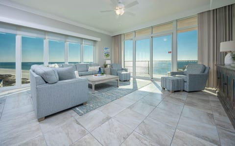 Phoenix Gulf Towers 804, Tower One, Orange Beach, Alabama, beach front, 4 bedroom condominium on the 8th floor