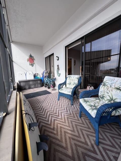 Ground floor entry and enclosed relaxing lanai!