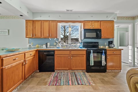 Dining Area / Kitchen