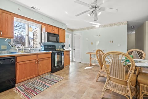 Dining Area / Kitchen