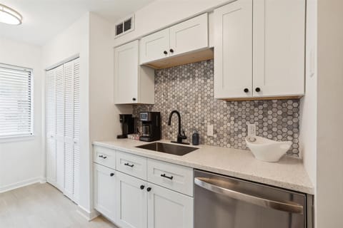 Keurig and standard coffee makers