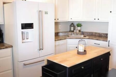 Dc5505ed 9d02 4dd2 b38f a4d98fe1ef60