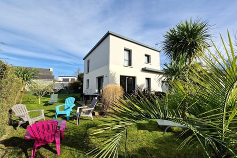 Holiday Home Exterior [winter]