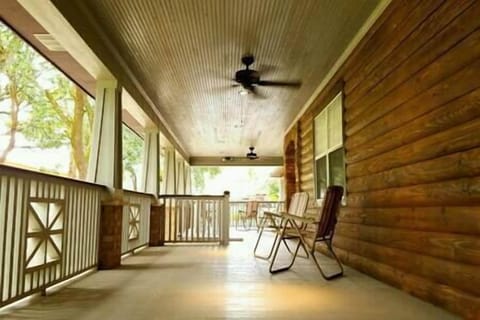 1225d2c4 2480 49a3 93e0 238a954bb1e3