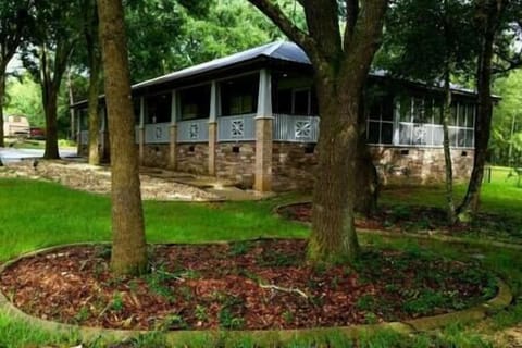 Bb38d470 ed57 45c2 9f12 c14f897288c2