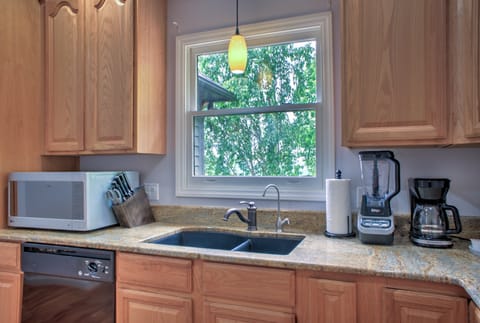 Plenty of Small Appliances