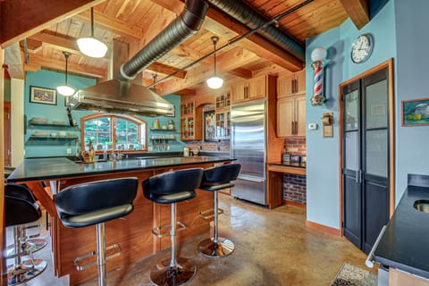 Chef's Kitchen | 1st Floor