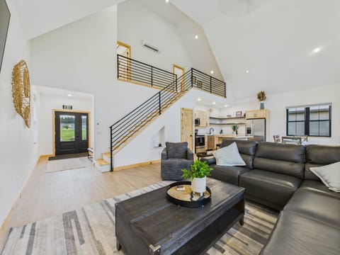 Beared Buffalo (55 of 211)