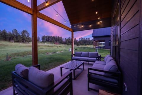 Beared Buffalo (66 of 211)