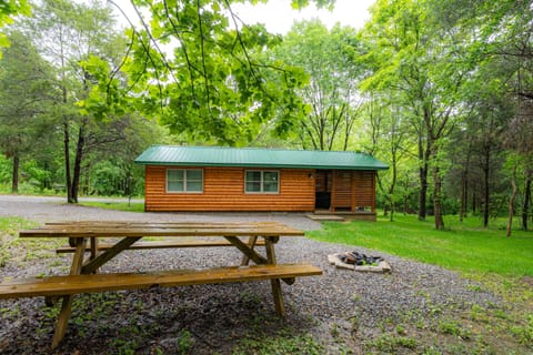 Cabin 7 Exterior