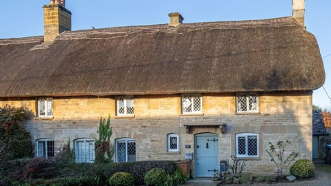 Exterior, Betty's Cottage, Bolthole Retreats
