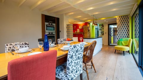 Kitchen/Diner, Betty's Cottage, Bolthole Retreats