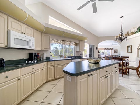 164fb03d801994ae03bd7cf31ff7cae376326008