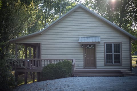 Southern Comfort Cabin