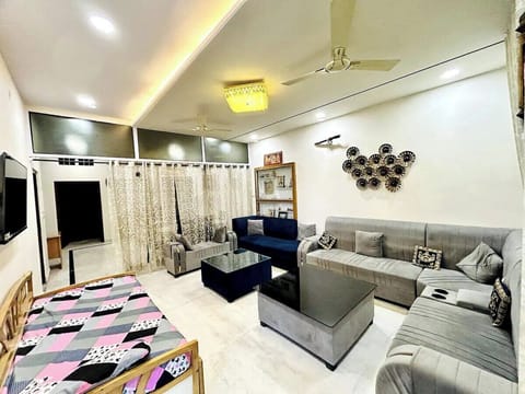 Large Living Room with Sofa cum Bed