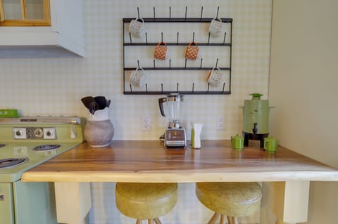 Kitchen | Cooking Basics | Coffee Maker | Blender