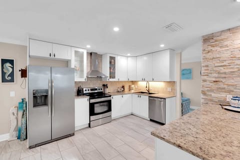 Beautiful Kitchen with Granite Countertops