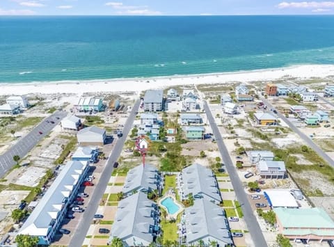 Serenity (Unit D):
End Unit, being closest one to the beach