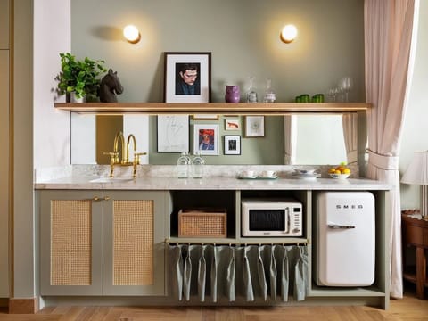 Kitchenette